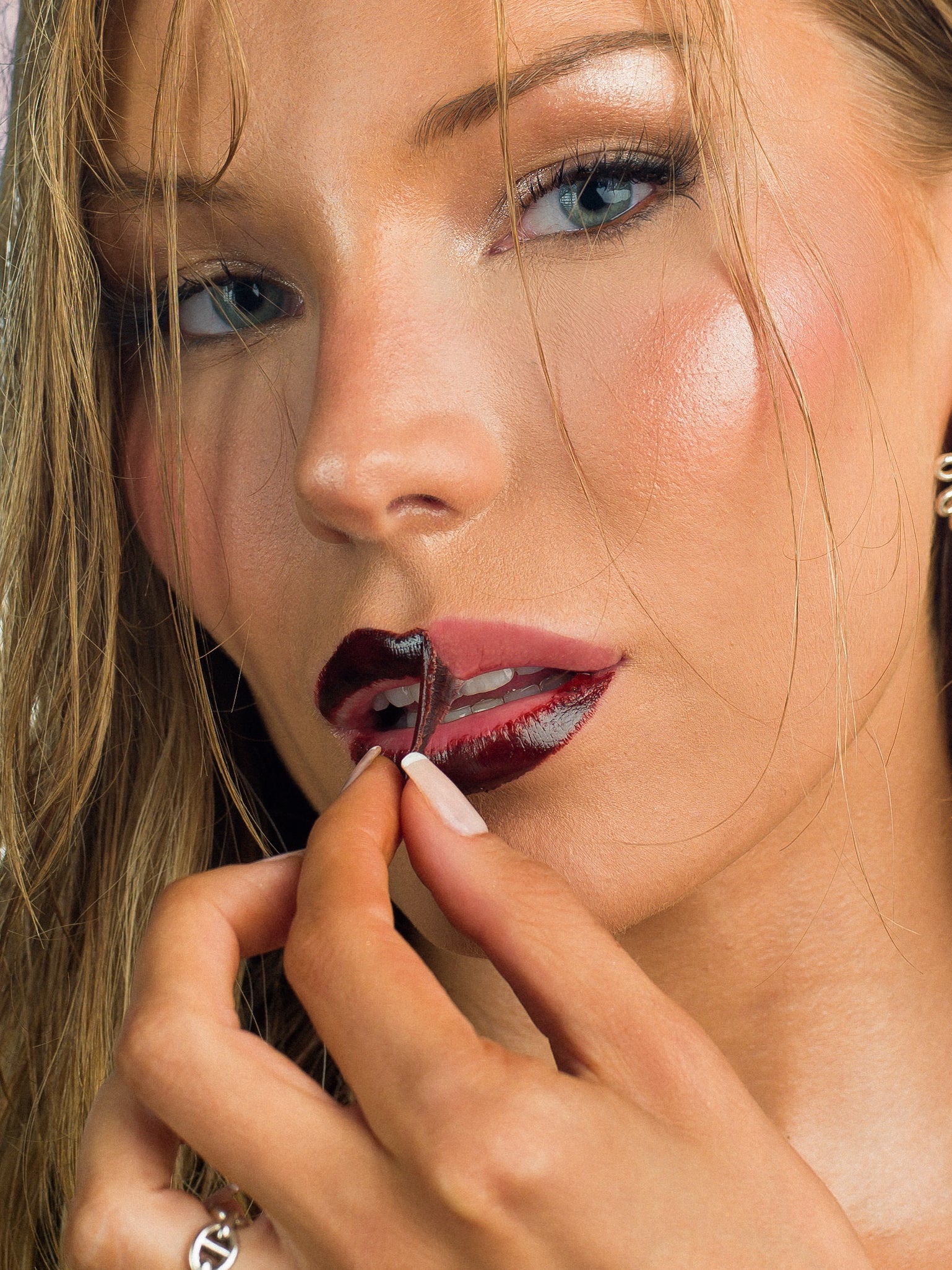 Lip stain