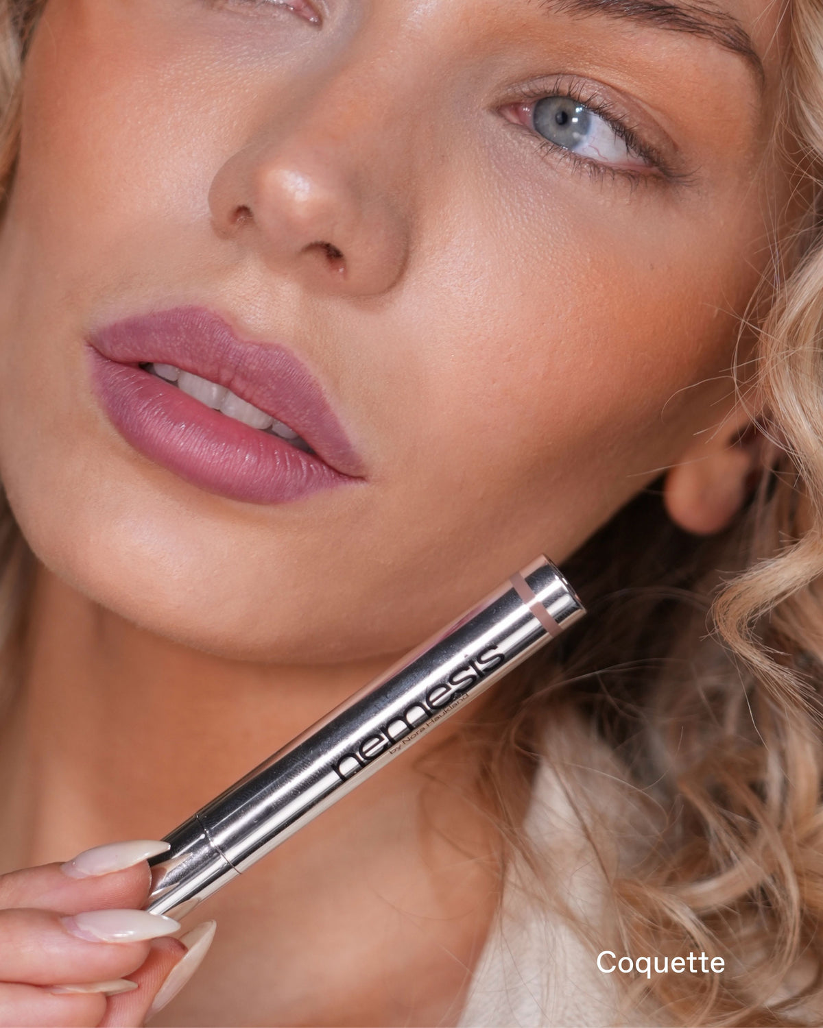 Lip stain